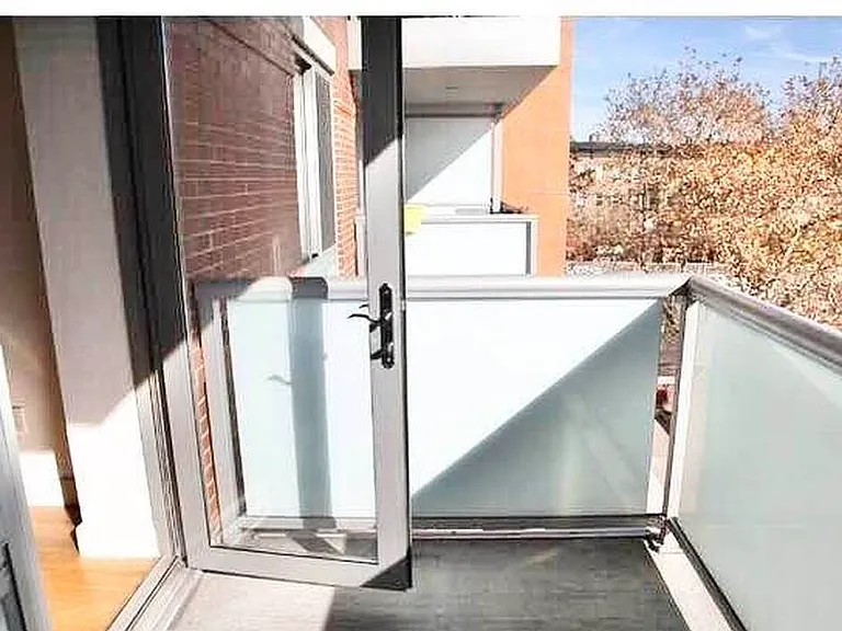 1677 Lexington Ave #6A — Photo 9