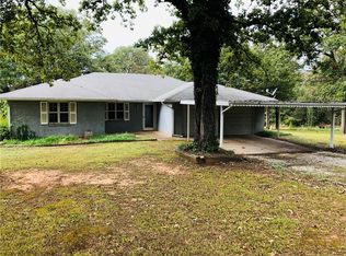 3931 Harrison Dr, Harrah, OK 73045