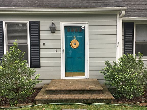 3rd image of 8401 Summit Acres Dr