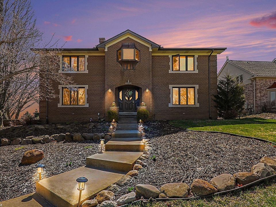 1st image of 61313 Miriam Dr