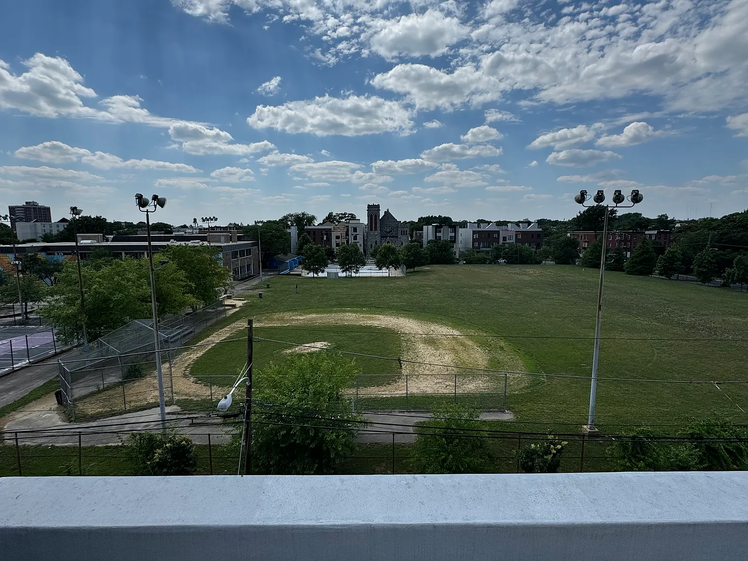 2 bed, 1200 sqft, $1,595 — Photo 3