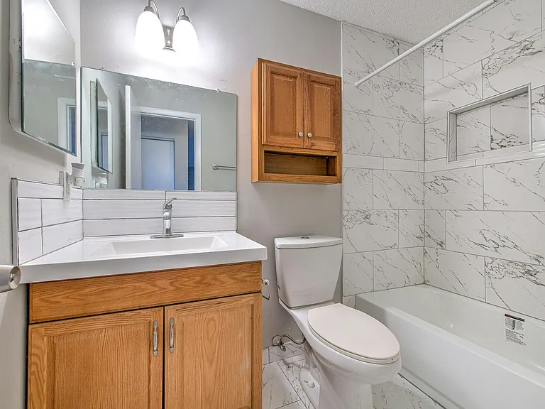230 Berry Tree Pl — Photo 24