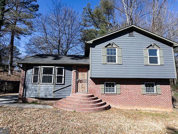 2nd image of 2761 Rockdale Dr