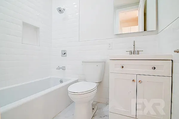 203 Van Buren St #2A — Photo 8