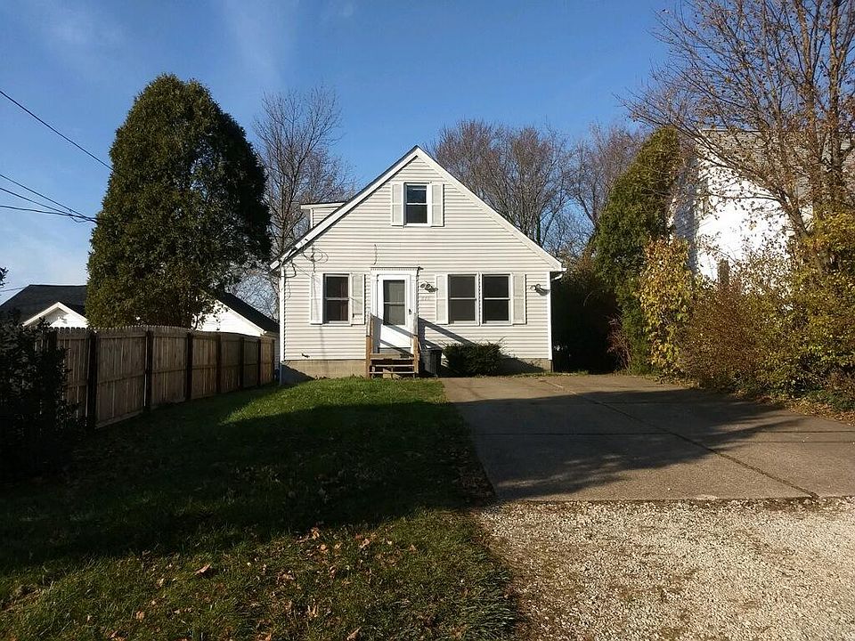 1st image of 818 E 40th St