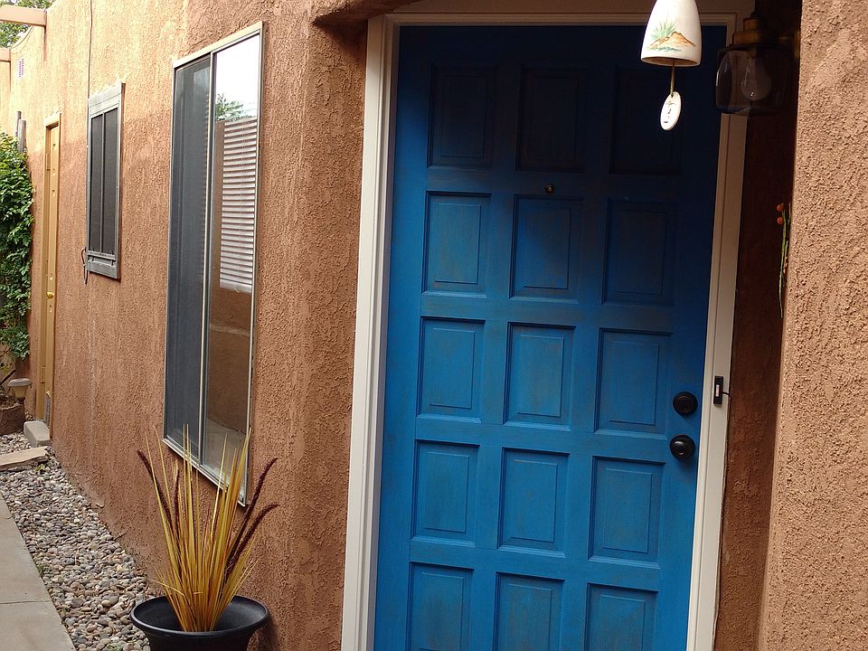 1st image of 9520 Sierra Vista Ct NE