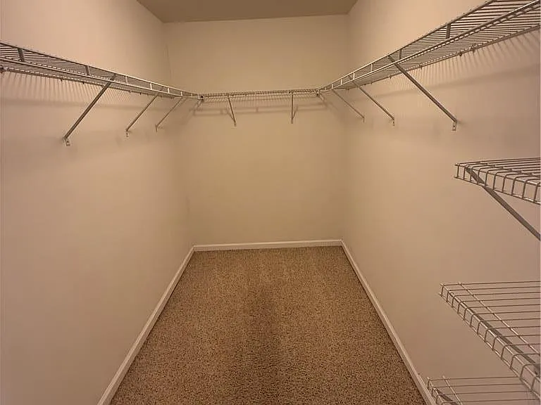 4528 Bellflower Way — Photo 13