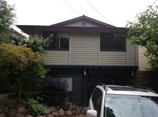 1527 32nd Ave, Seattle, WA 98122