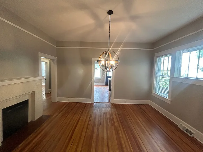 2827 Wilmot Ave — Photo 19