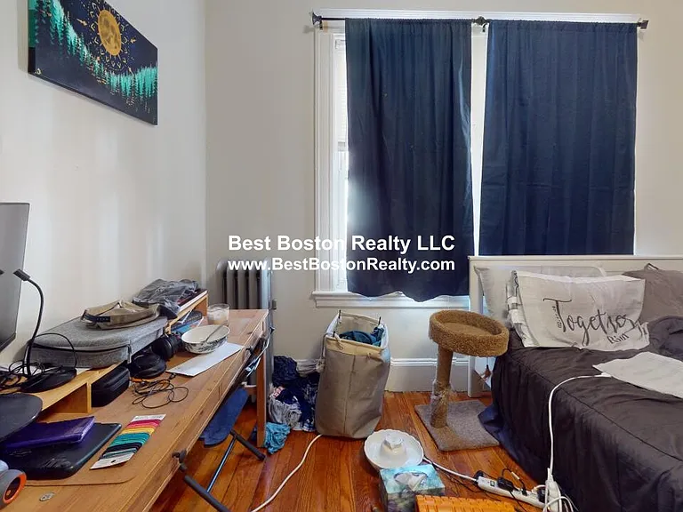 155 Summer St #9R — Photo 2