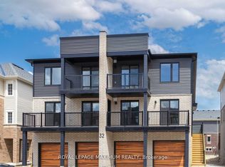 32 Wagon Ln #4, Barrie, ON L9J 0V1