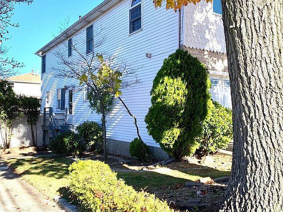 4th image of 53 Memphis Ave #1
