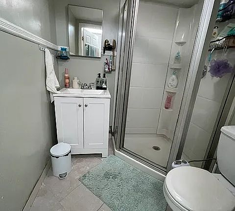 4th image of 125 Chester St APT 1