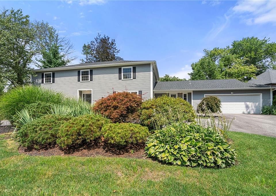 1st image of 145 E Hill Dr