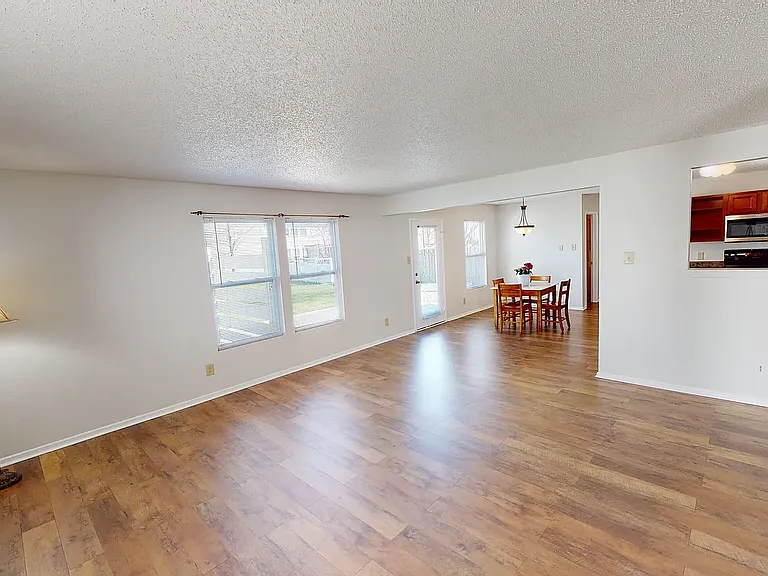 15312 Beam St — Photo 11