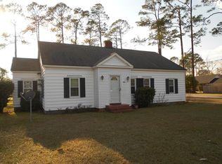 700 S Gordon Ave, Adel, GA 31620