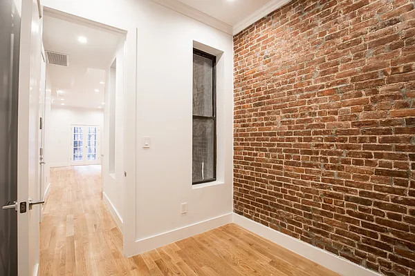Rented by Nooklyn NYC LLC | media 5