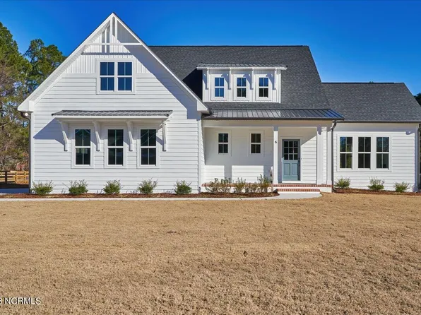 6 Spearhead Drive, Whispering Pines, NC 28327