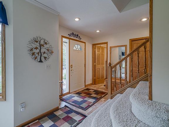 4th image of 4648 Fairway Hills Dr