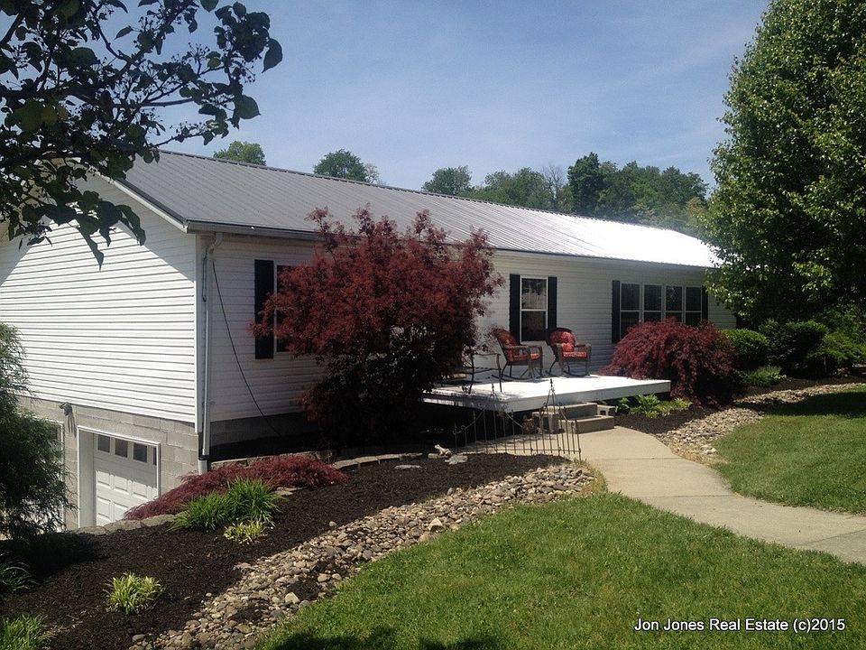 1st image of 49 Sanders Dr