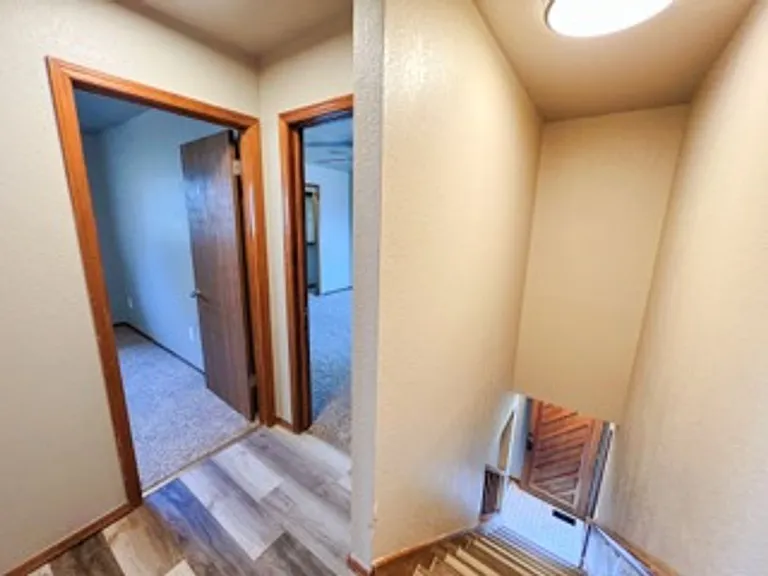 213 Woodbridge Cir — Photo 11