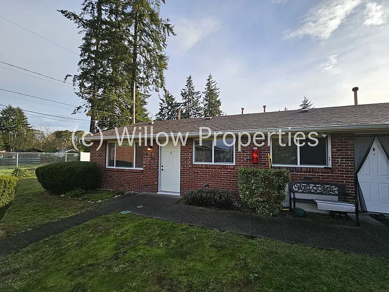 9205 Hipkins Rd SW #C — Photo 1
