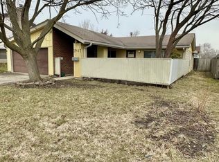 1947 Ashwood Ln, Aurora, IL