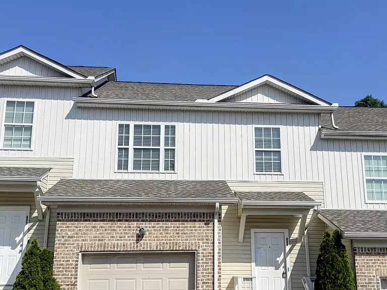 650 Pippin Dr — Photo 1