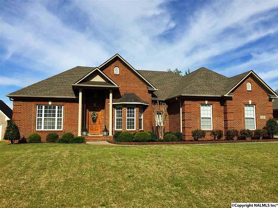 1st image of 132 Hedgestone Dr