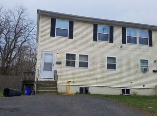 802 Bayview Ave APT A, Amityville, NY 11701
