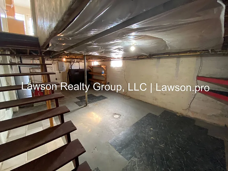 Bowman 2611-2613 — Photo 14