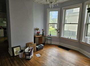 1213 E Jefferson St APT A, Bloomington, IL 61701