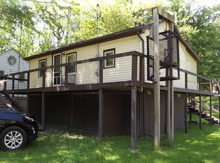 2049 Howard Point Dr, Nashville, MI 49073