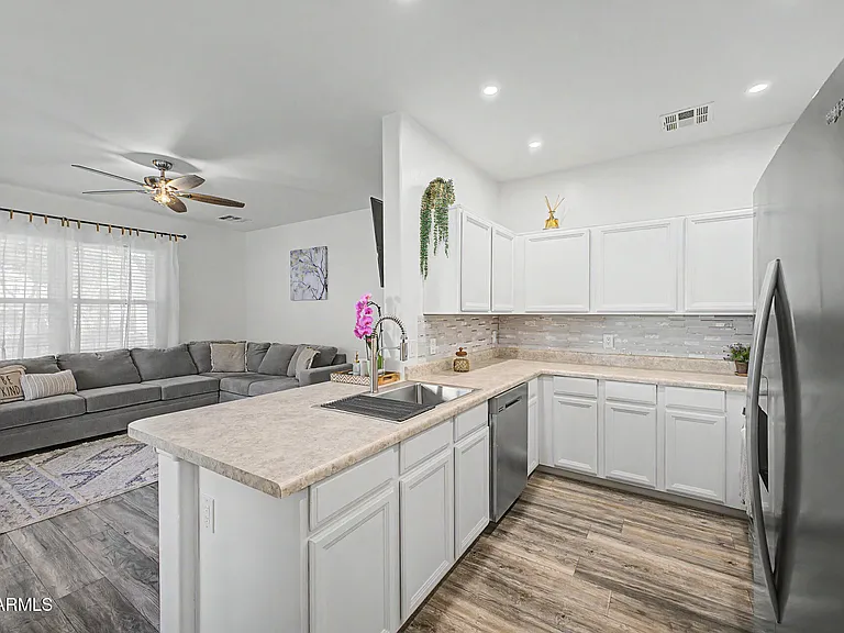 1493 S Jacana Ln — Photo 13