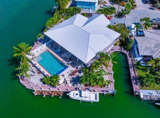 781 9th St, Key Colony Beach, FL 33051