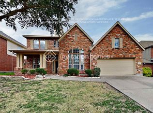 211 Bradfield Ln, Fate, TX 75087