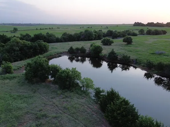 E Longhorn Trl, Covington, OK 73730