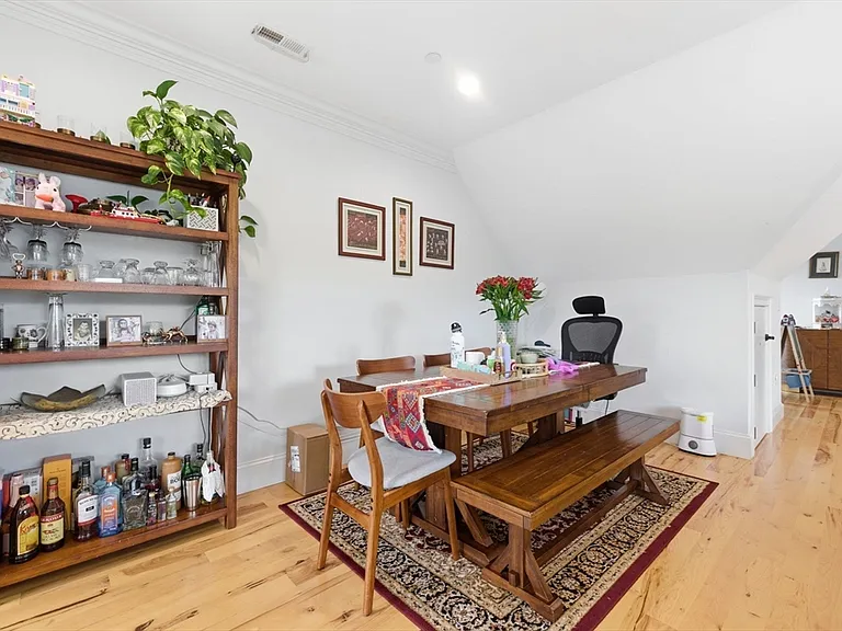 44 Evergreen St #3 — Photo 7