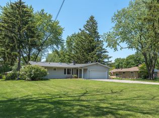 1034 Foran Ln, Aurora, IL 60506