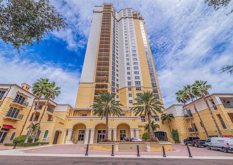 1st image of 300 BEACH DRIVE NE #501