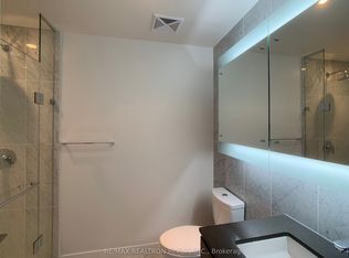 117 McMahon Dr #1002, Toronto, ON M2K 0E4