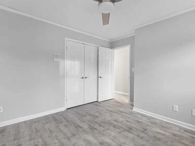 502 Westfield Ln — Photo 19