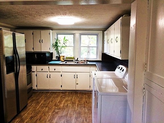 4th image of 205 Dozier St