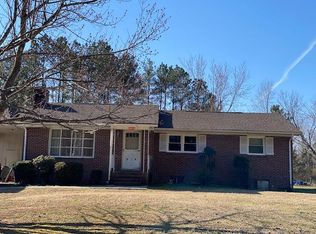 44 Varick Chapel Rd, Kenbridge, VA 23944