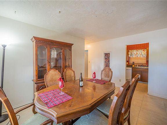 5th image of 1808 Bayshore Gardens Pkwy