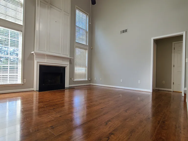 155 Lembeth Ct — Photo 2