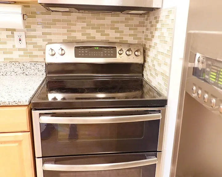 800 Maplewood Ave — Photo 10