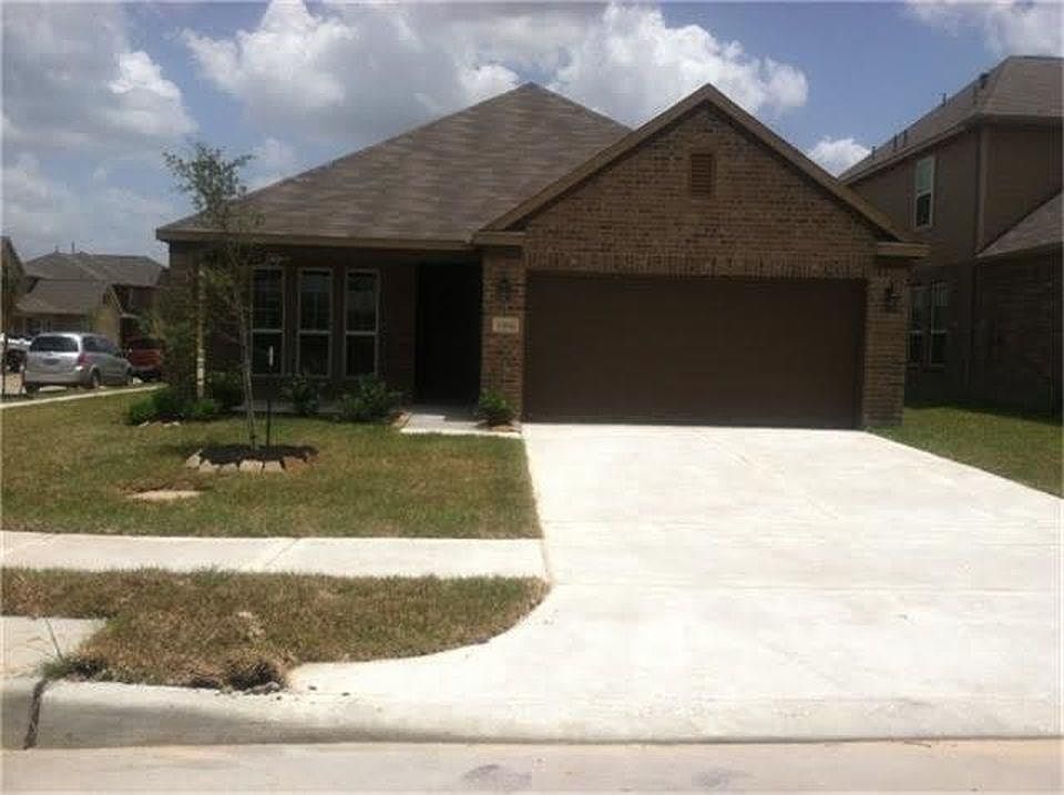 1st image of 15014 Holland Grove Ct