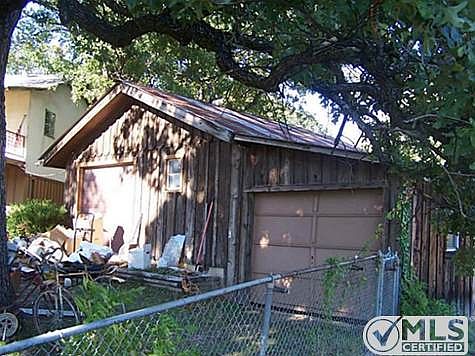 5th image of 3125 Brett Jackson Dr