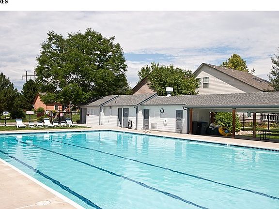 HOA pool
